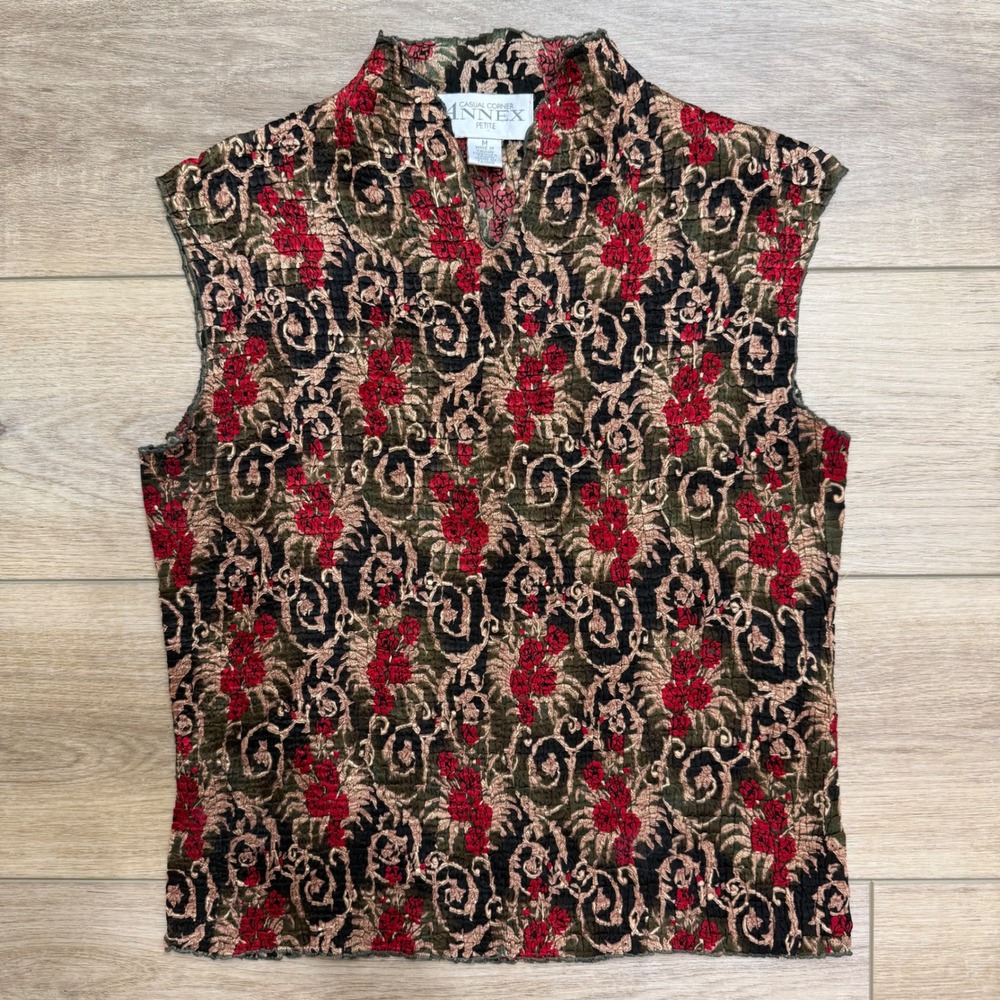 Casual Corner Vintage Whimsigoth Floral Textured Sleeveless Top Red Scroll M